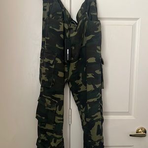 Women Plus Size Fashion Nova Camo Cargo Pants